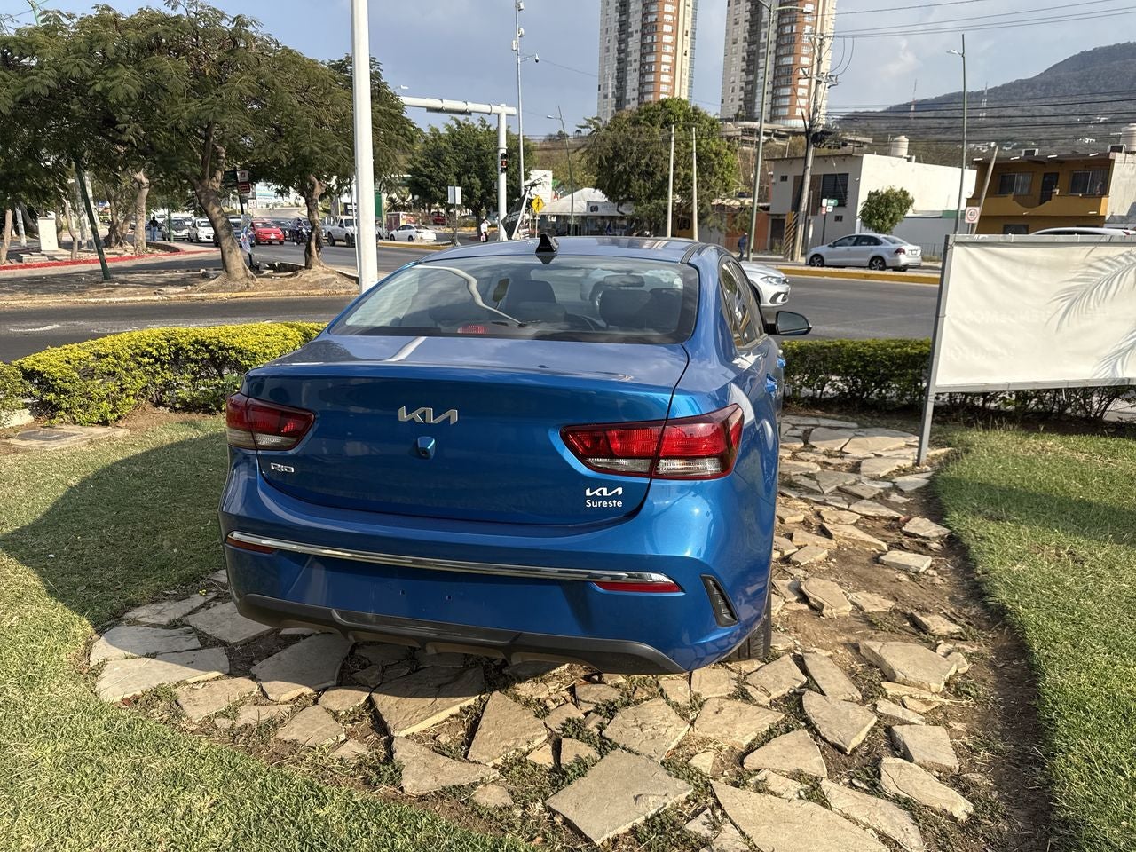 2023 Kia Rio 1.6 Sedan LX Mt