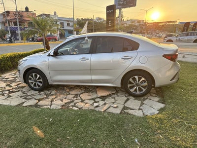 2023 Kia Rio 1.6 Sedan LX Mt