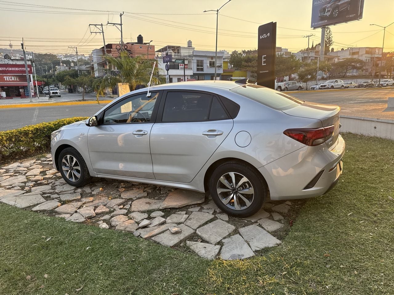 2023 Kia Rio 1.6 Sedan LX Mt