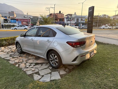 2023 Kia Rio 1.6 Sedan LX Mt