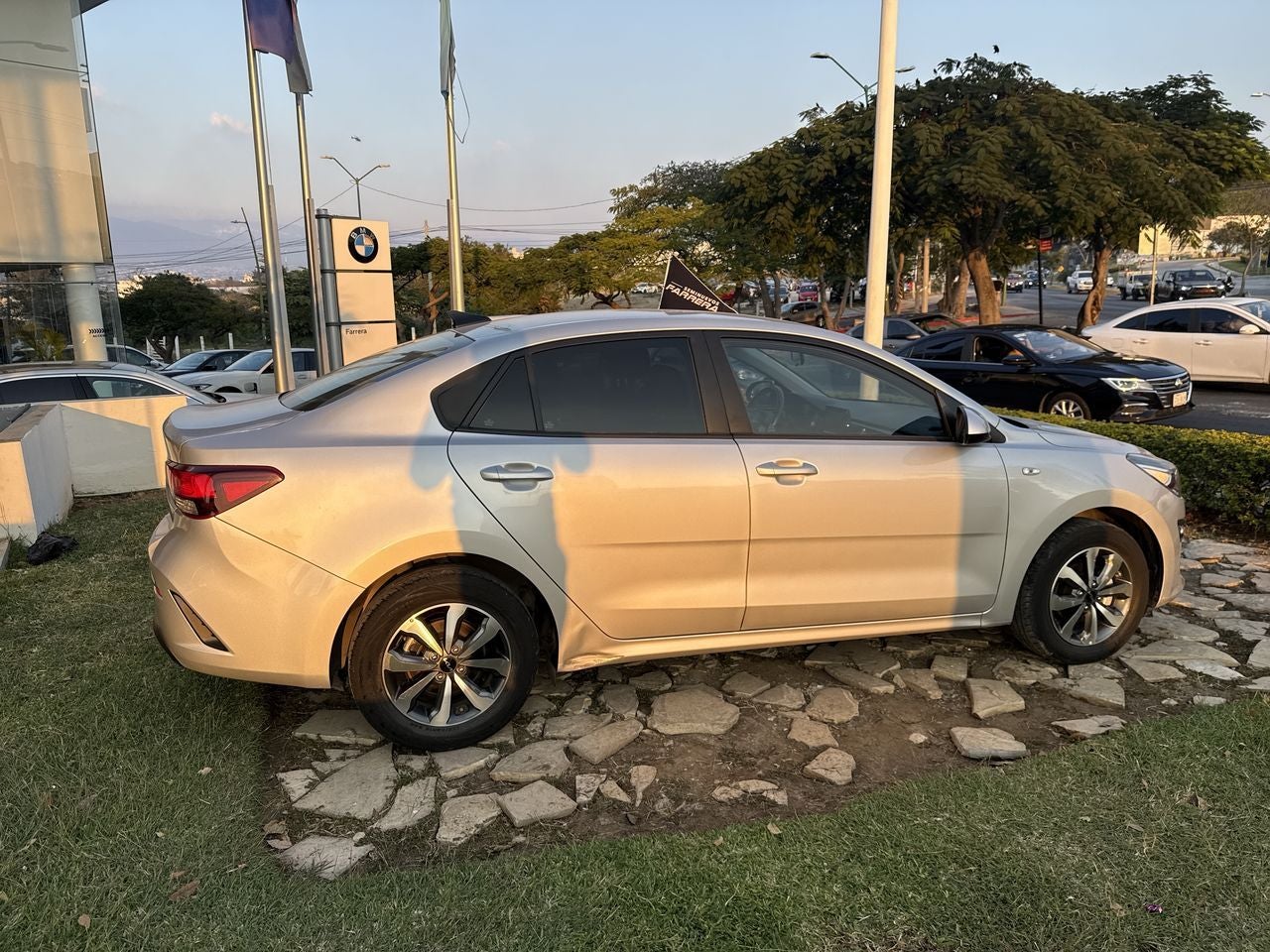 2023 Kia Rio 1.6 Sedan LX Mt