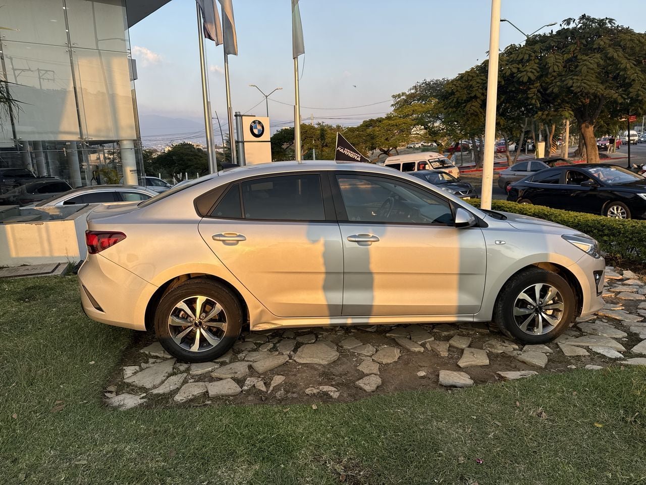 2023 Kia Rio 1.6 Sedan LX Mt