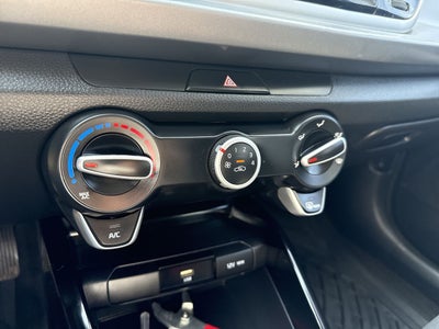 2022 Kia Rio 1.6 Hb LX At