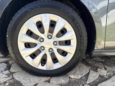 2022 Kia Forte 2.0 L At