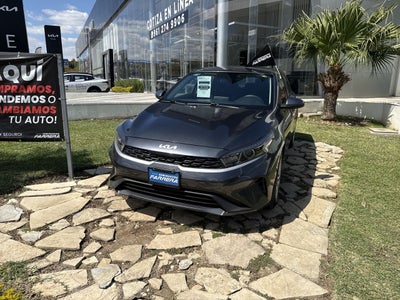 2022 Kia Forte 2.0 L At