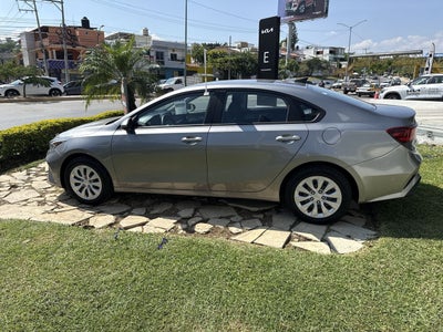2023 Kia Forte 2.0 L Sedan At