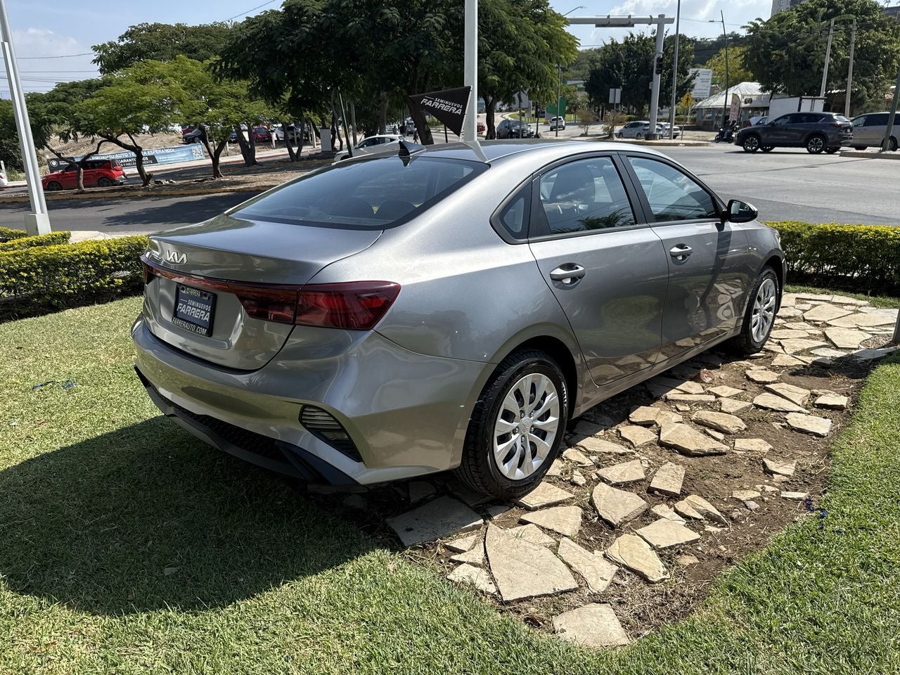 2023 Kia Forte 2.0 L Sedan At