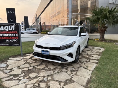 2024 Kia Forte 2.0 Lx Sedan At