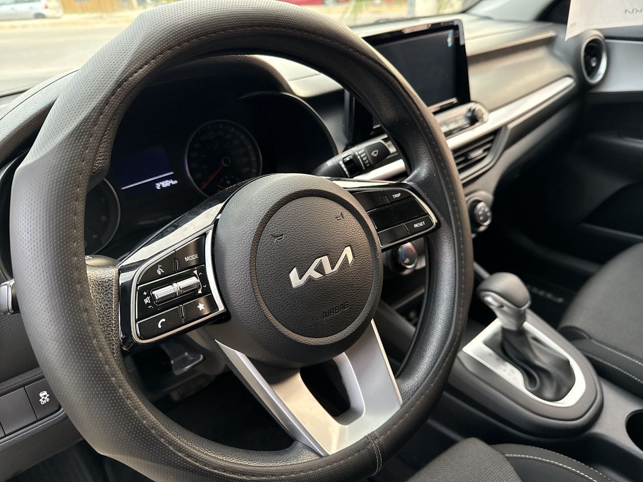 2024 Kia Forte 2.0 Lx Sedan At