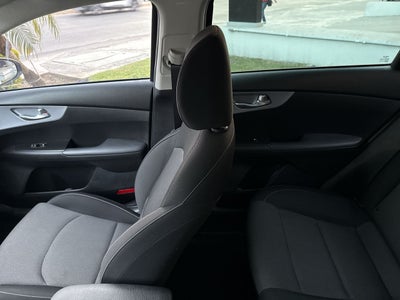 2024 Kia Forte 2.0 Lx Sedan At