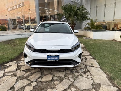 2024 Kia Forte 2.0 Lx Sedan At