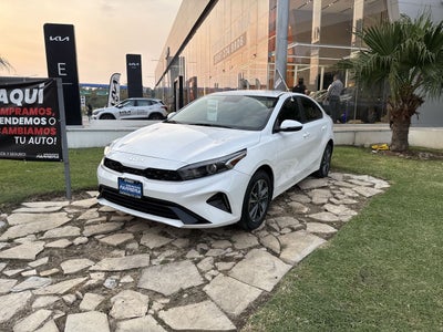 2024 Kia Forte 2.0 Lx Sedan At