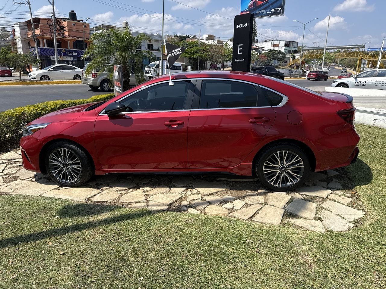2023 Kia Forte 2.0 GT Line Sedan At