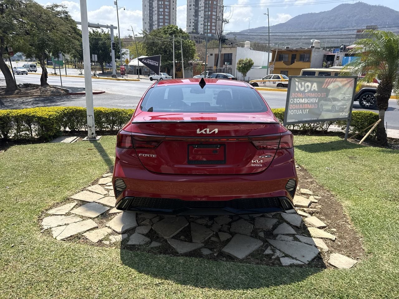 2023 Kia Forte 2.0 GT Line Sedan At