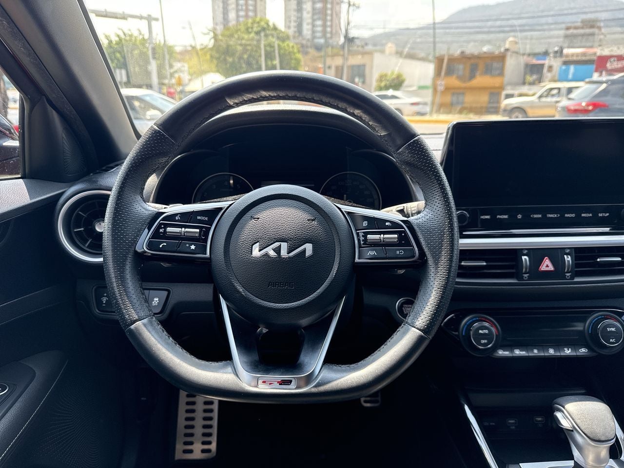 2023 Kia Forte 2.0 GT Line Sedan At