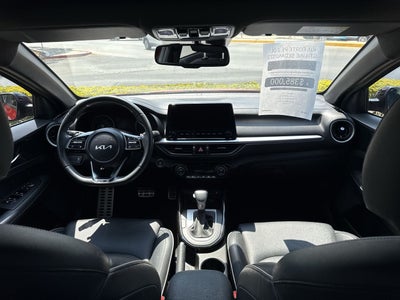 2023 Kia Forte 2.0 GT Line Sedan At