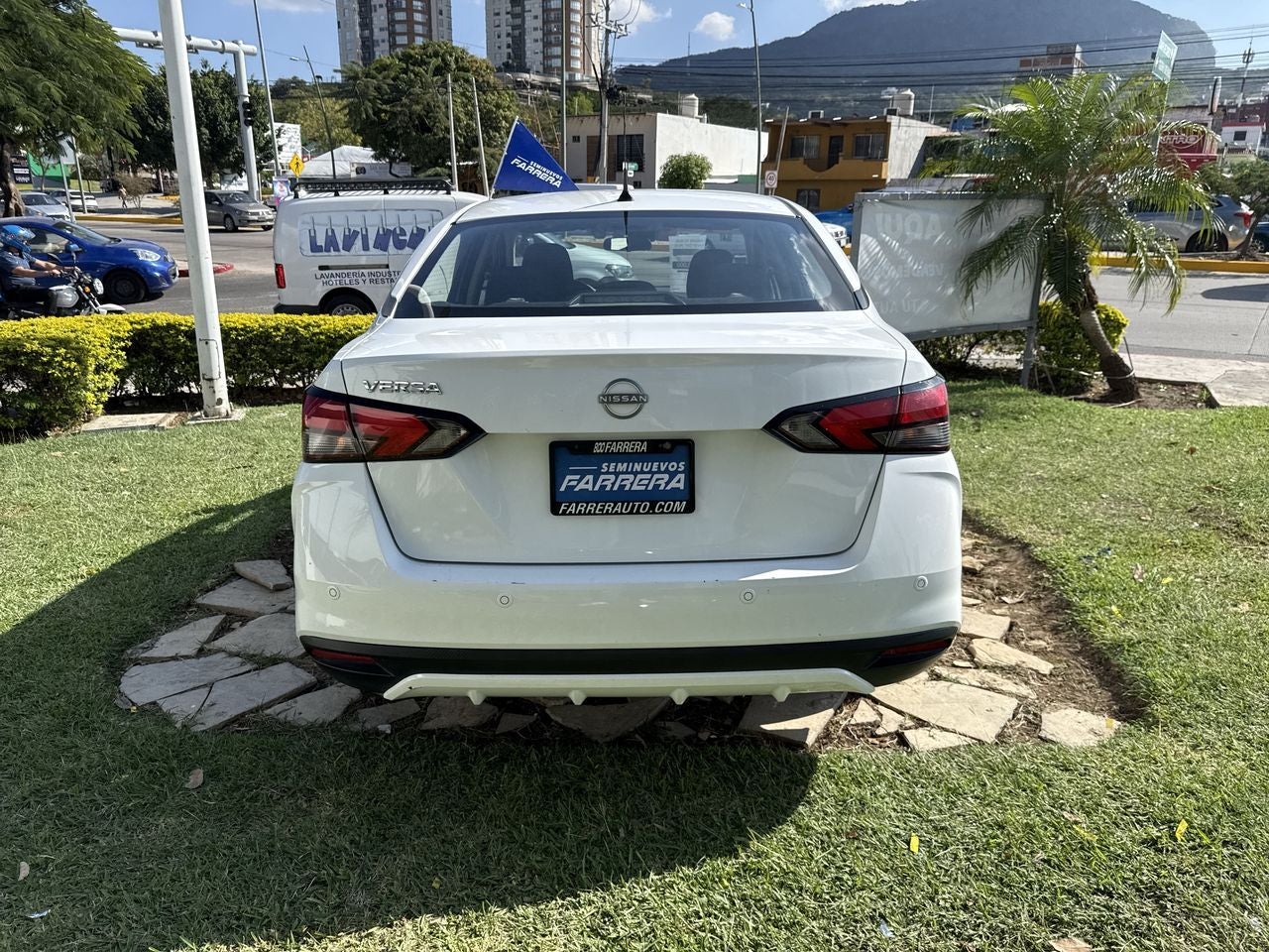 2024 Nissan Versa 1.6 Sense At