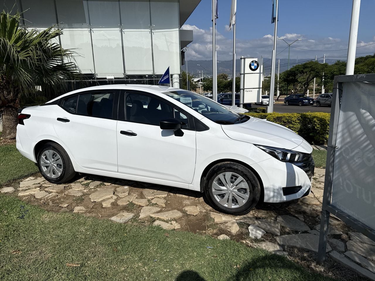 2024 Nissan Versa 1.6 Sense At