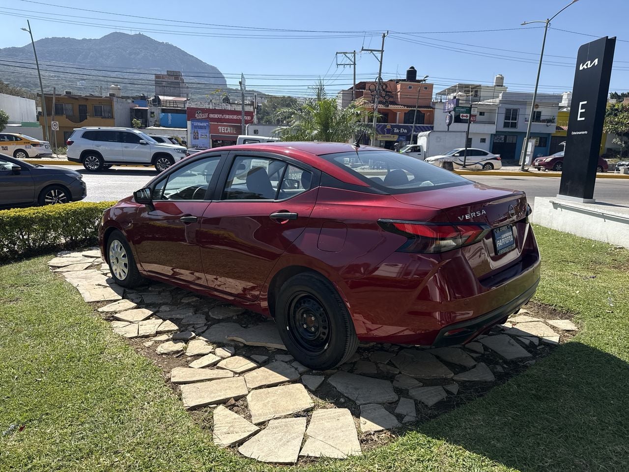 2024 Nissan Versa 1.6 Sense At