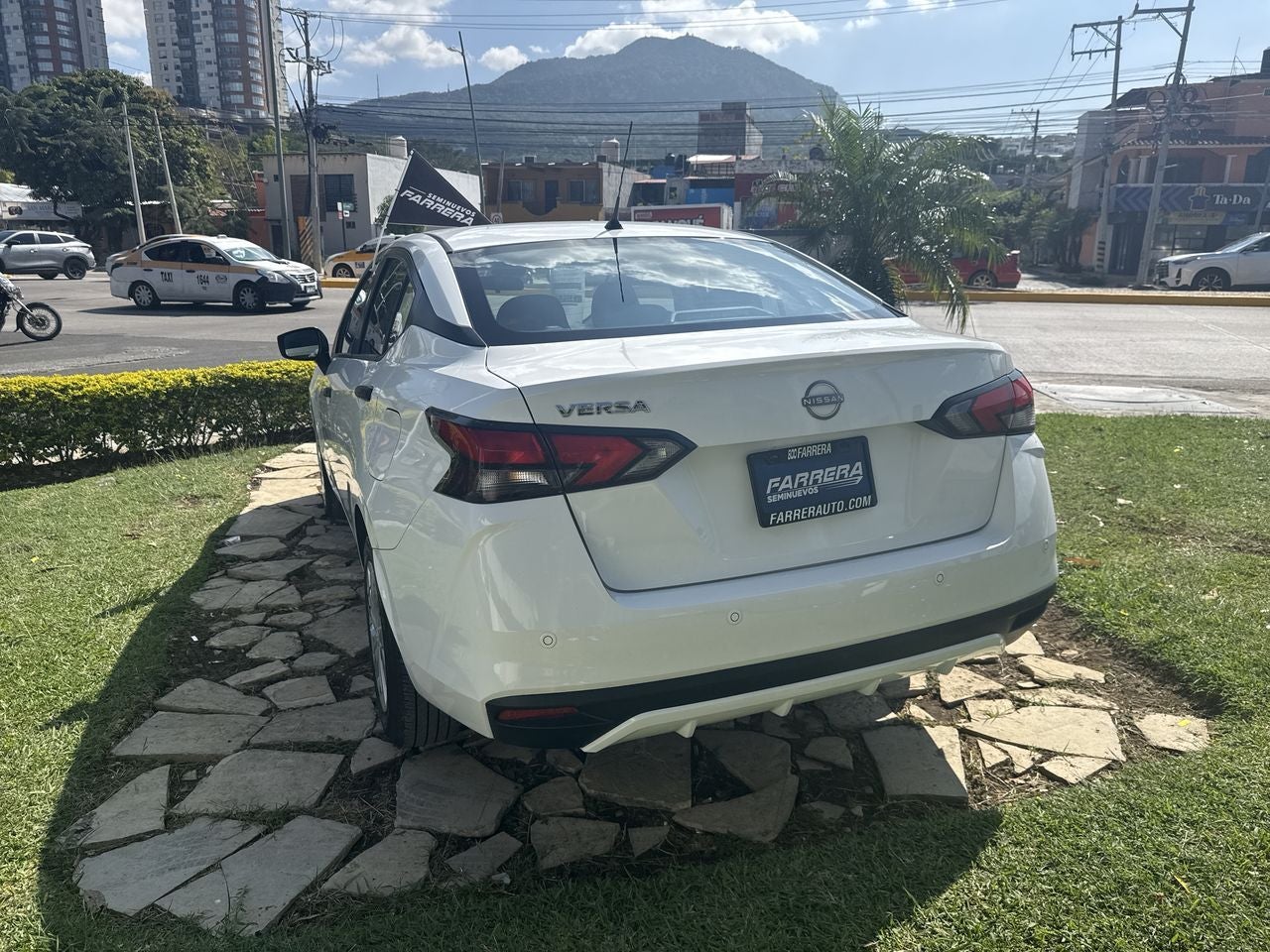 2024 Nissan Versa 1.6 Sense At