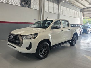 2022 Toyota Hilux 2.7 SR Doble Cabina Mt