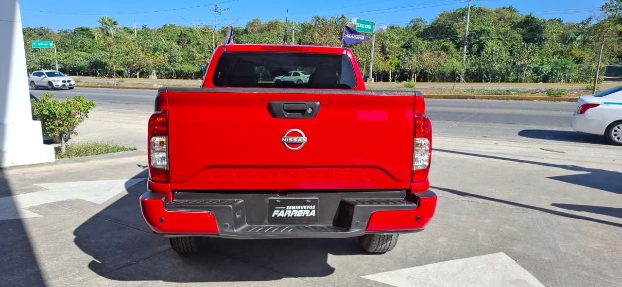 2024 Nissan Frontier 2.5 Xe Mt