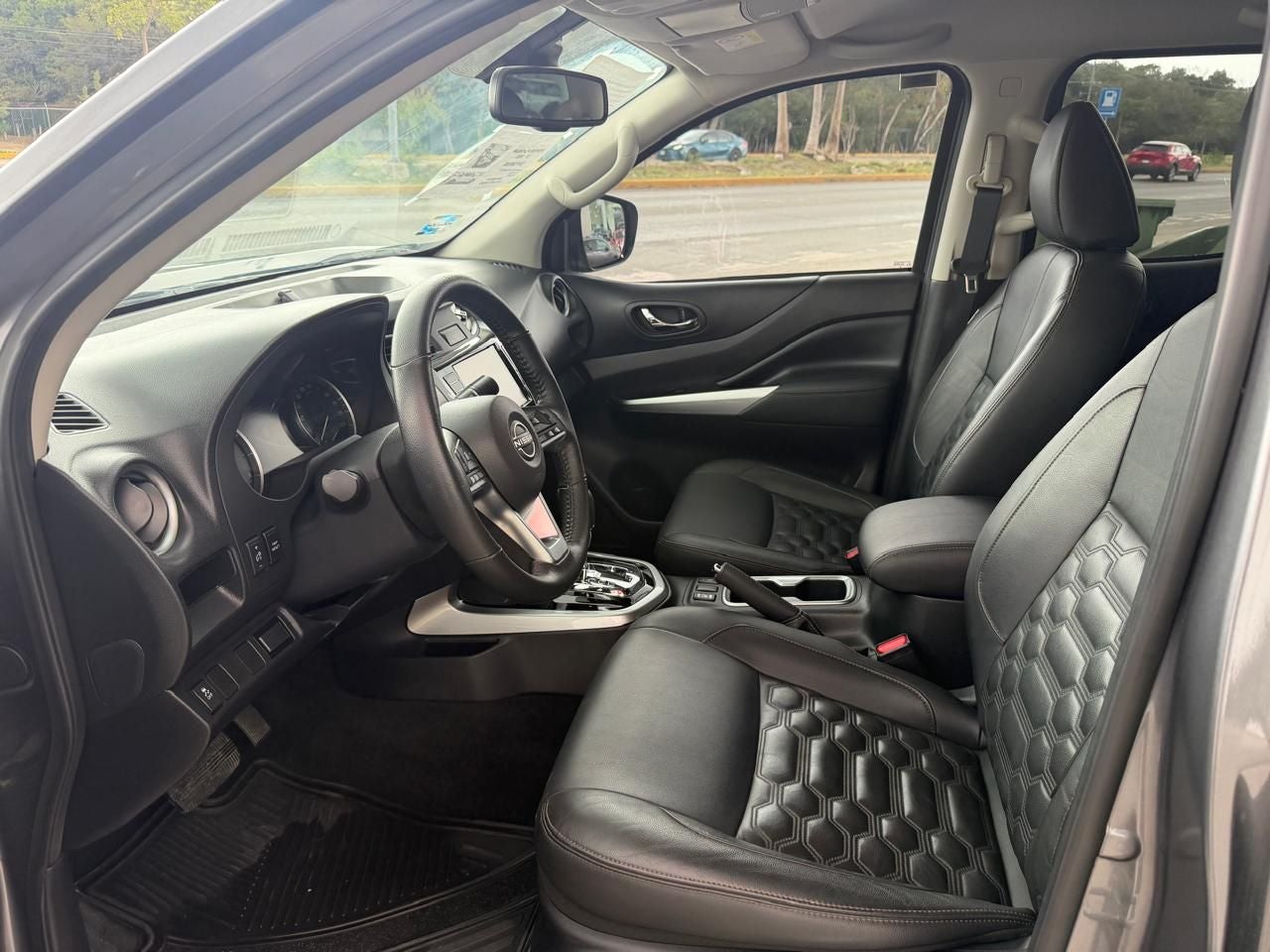 2023 Nissan Frontier 2.5 Le Platinum At