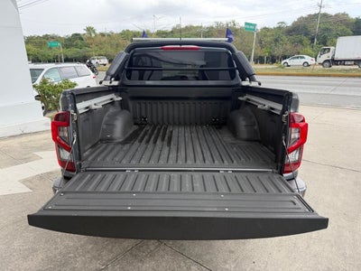 2023 Nissan Frontier 2.5 Le Platinum At