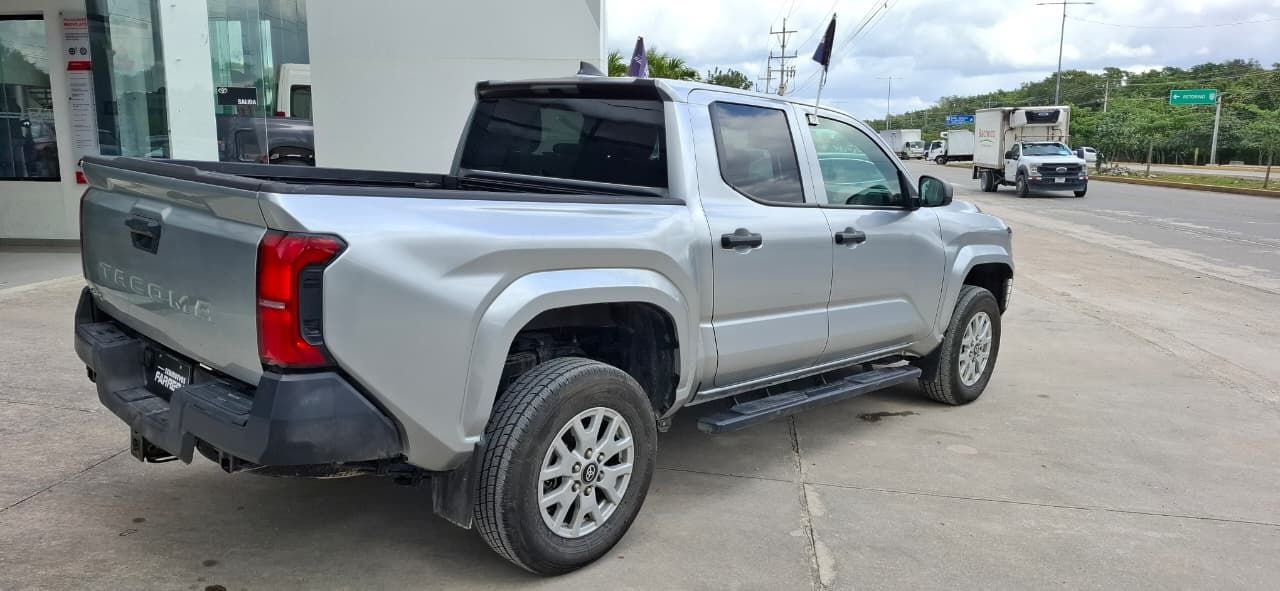 2025 Toyota Tacoma 2.4 Sr 4x4 At