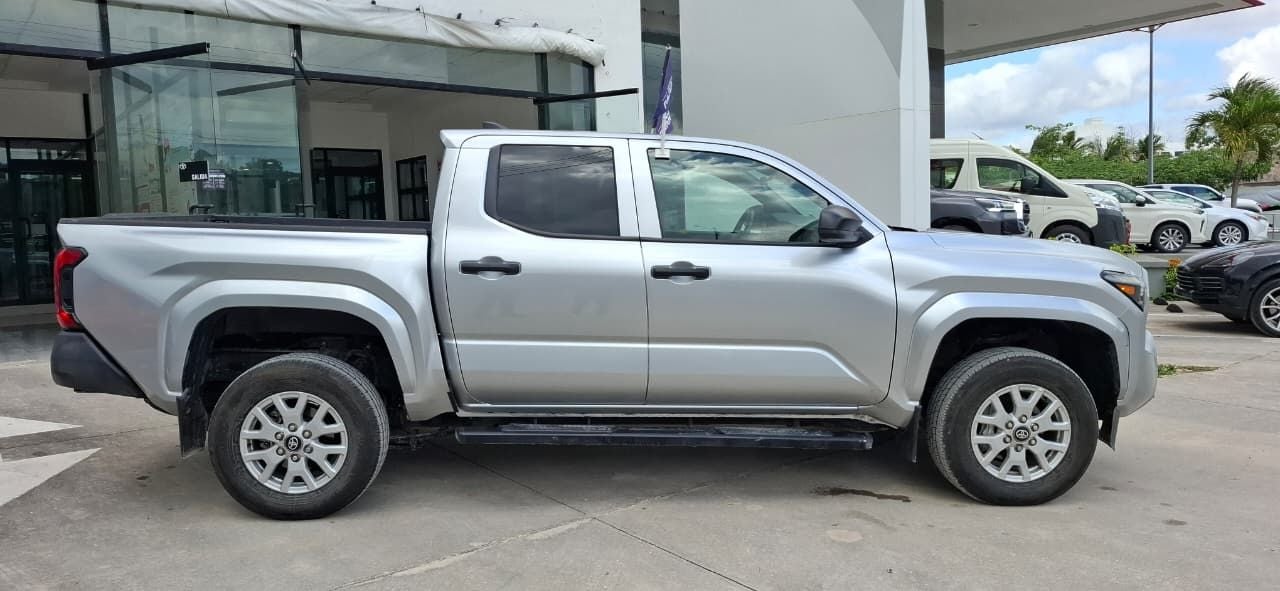 2025 Toyota Tacoma 2.4 Sr 4x4 At