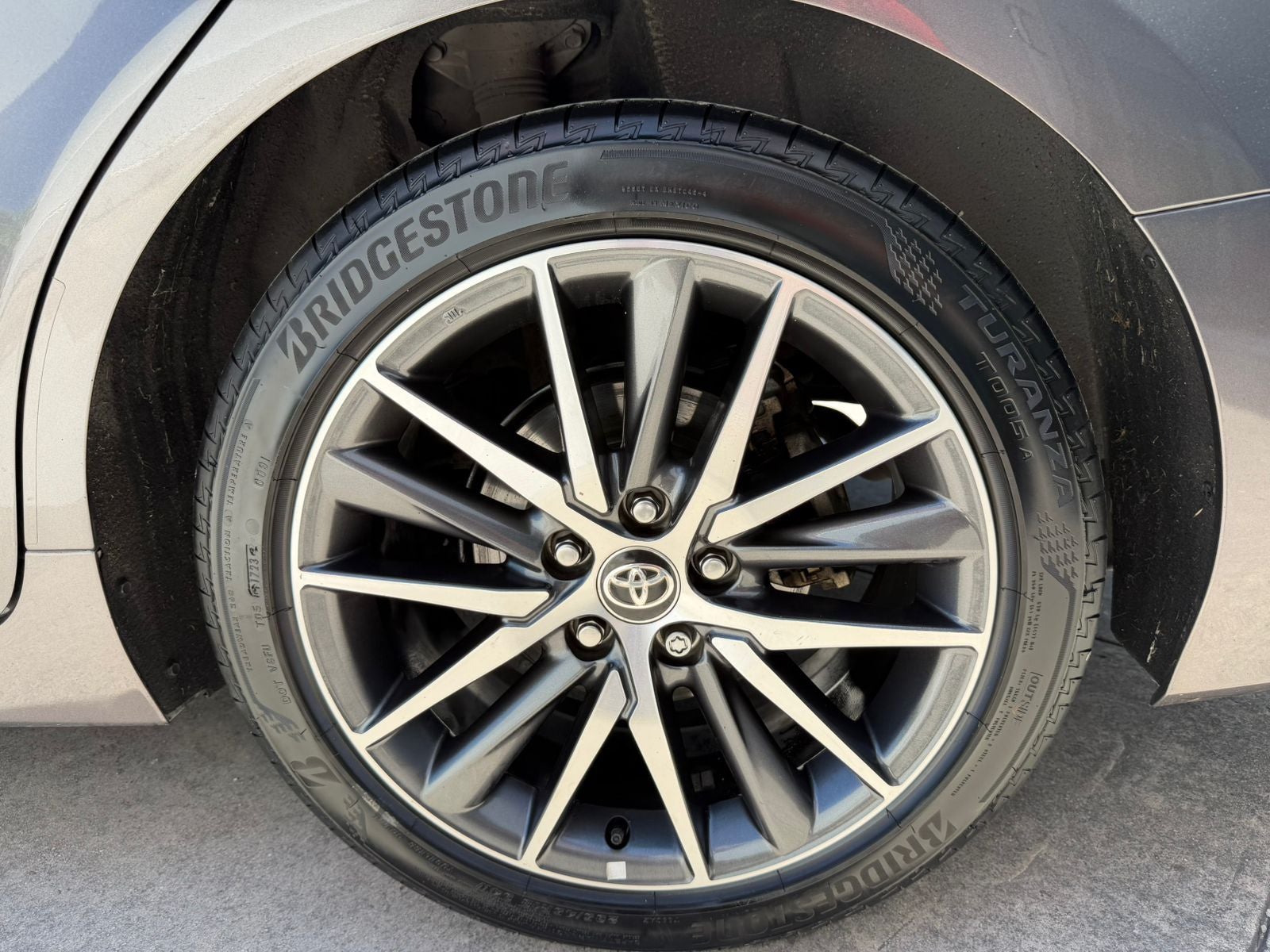2024 Toyota Camry 2.5 Xle Hev At