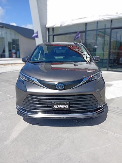 2022 Toyota Sienna 2.5 Xle Piel Hibrido At