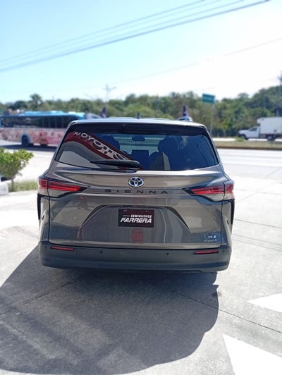2022 Toyota Sienna 2.5 Xle Piel Hibrido At