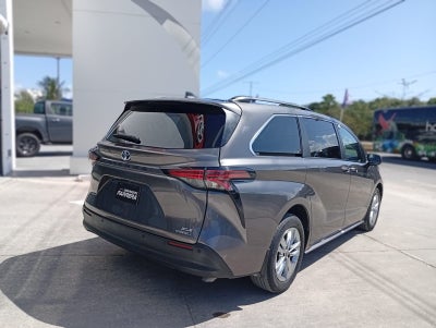 2022 Toyota Sienna 2.5 Xle Piel Hibrido At