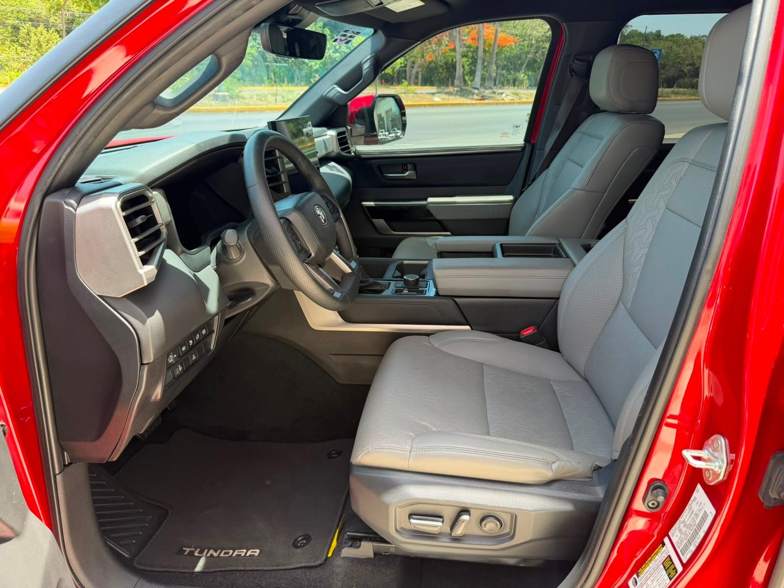 2025 Toyota Tundra 3.5 Limited Hev At