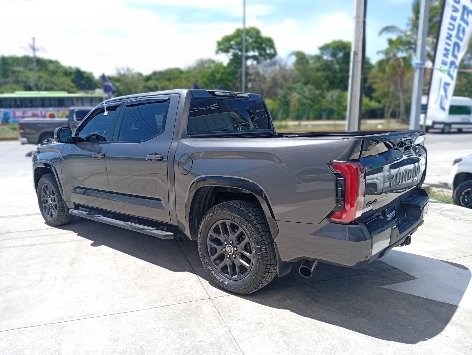 2022 Toyota Tundra 3.5 Platinum Hev