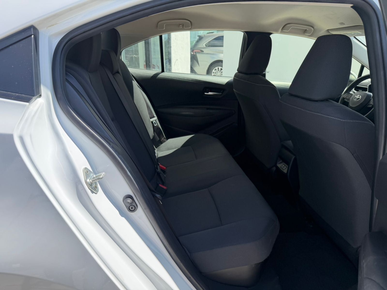 2025 Toyota Corolla 1.8 Le Hybrid At
