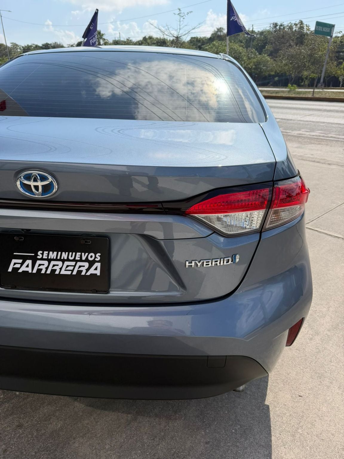 2024 Toyota Corolla 1.8 Le Hybrid At