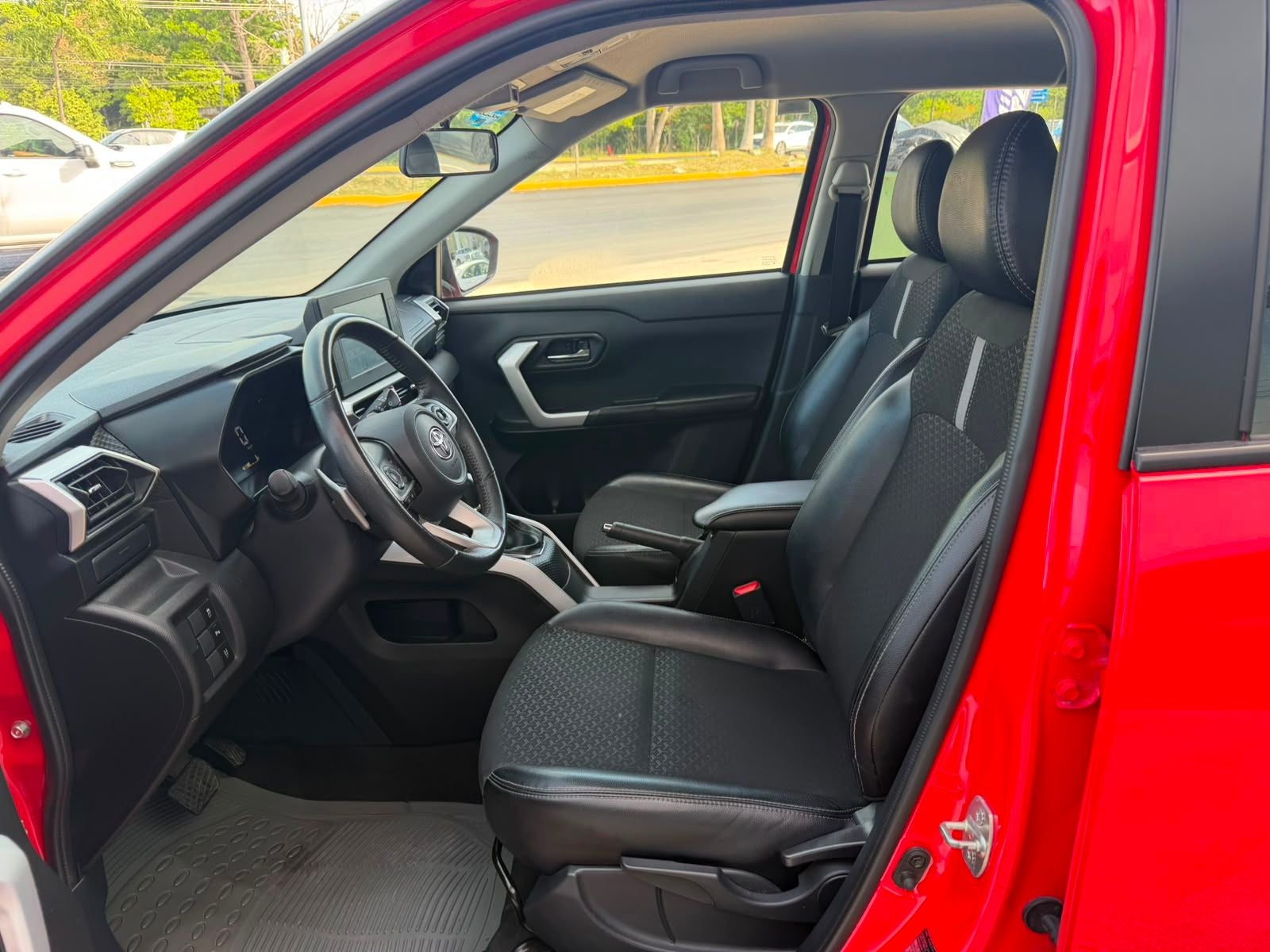 2023 Toyota Raize 1.0 XLE At