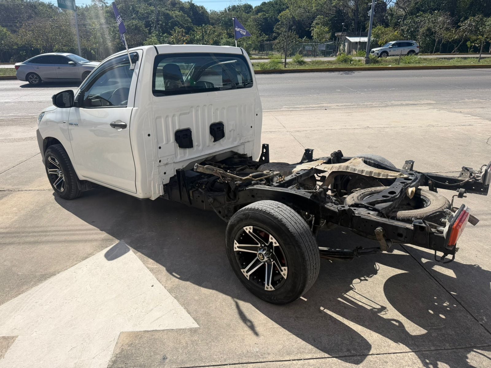 2023 Toyota Hilux 2.7 Chasis Cabina Mt