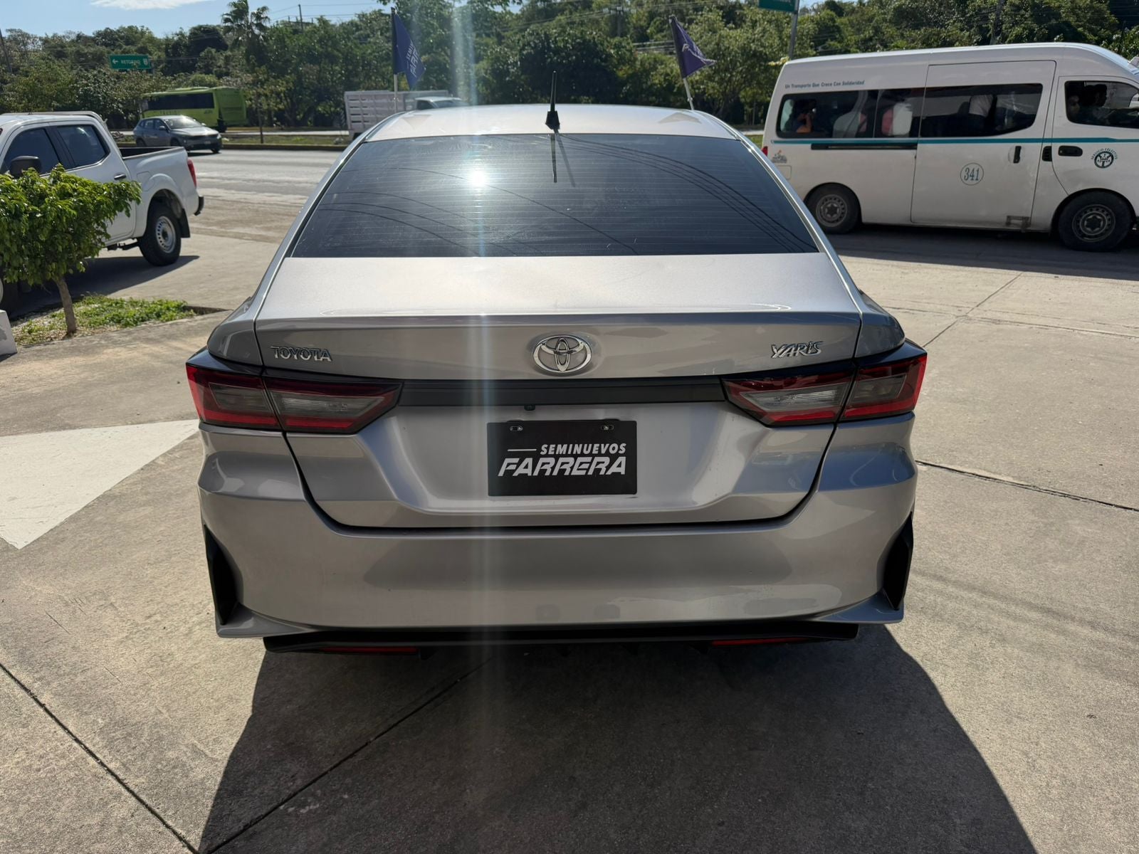 2023 Toyota Yaris 1.5 S Sedan At