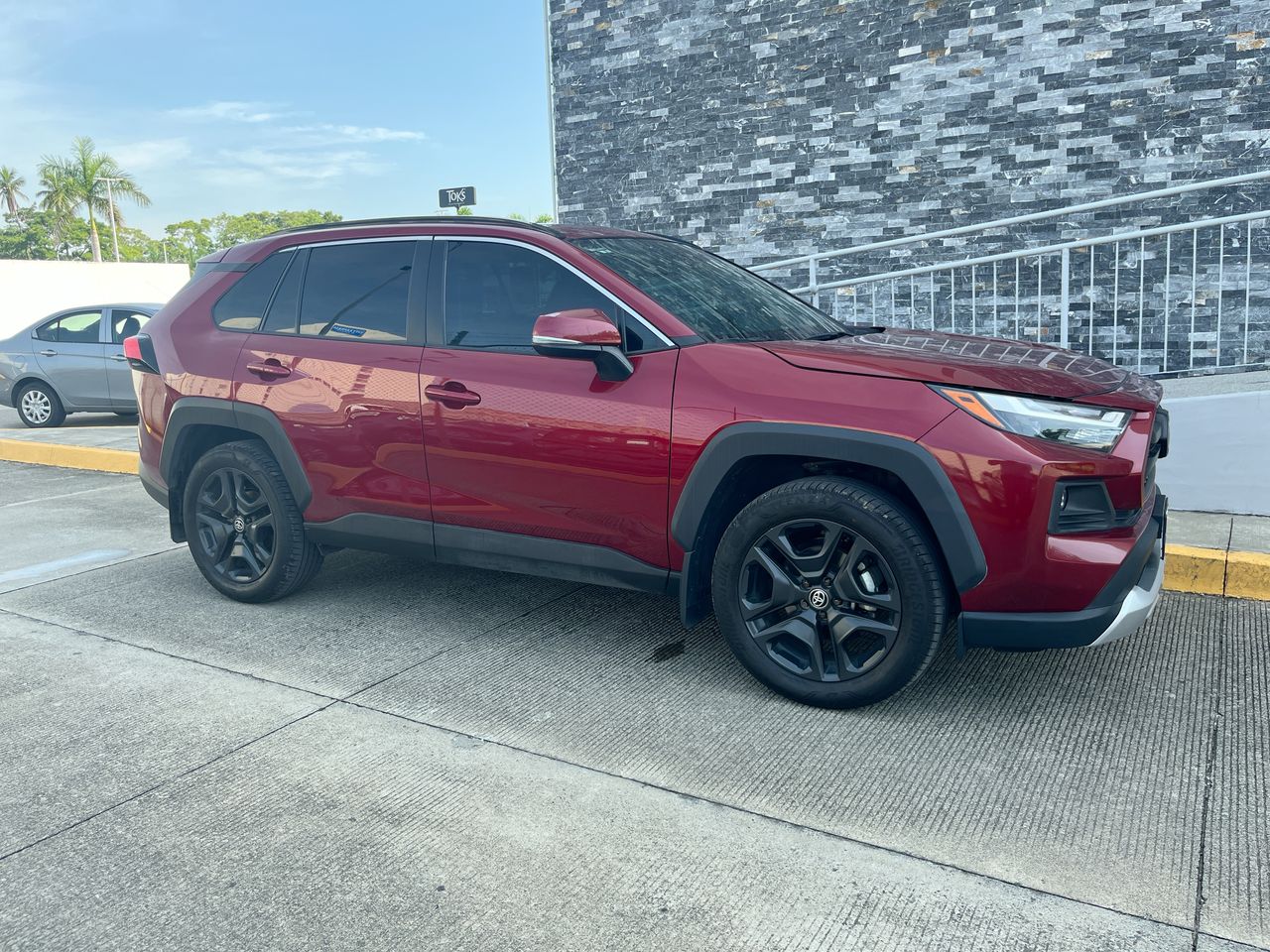 2024 Toyota RAV4 2.5 Adventure At