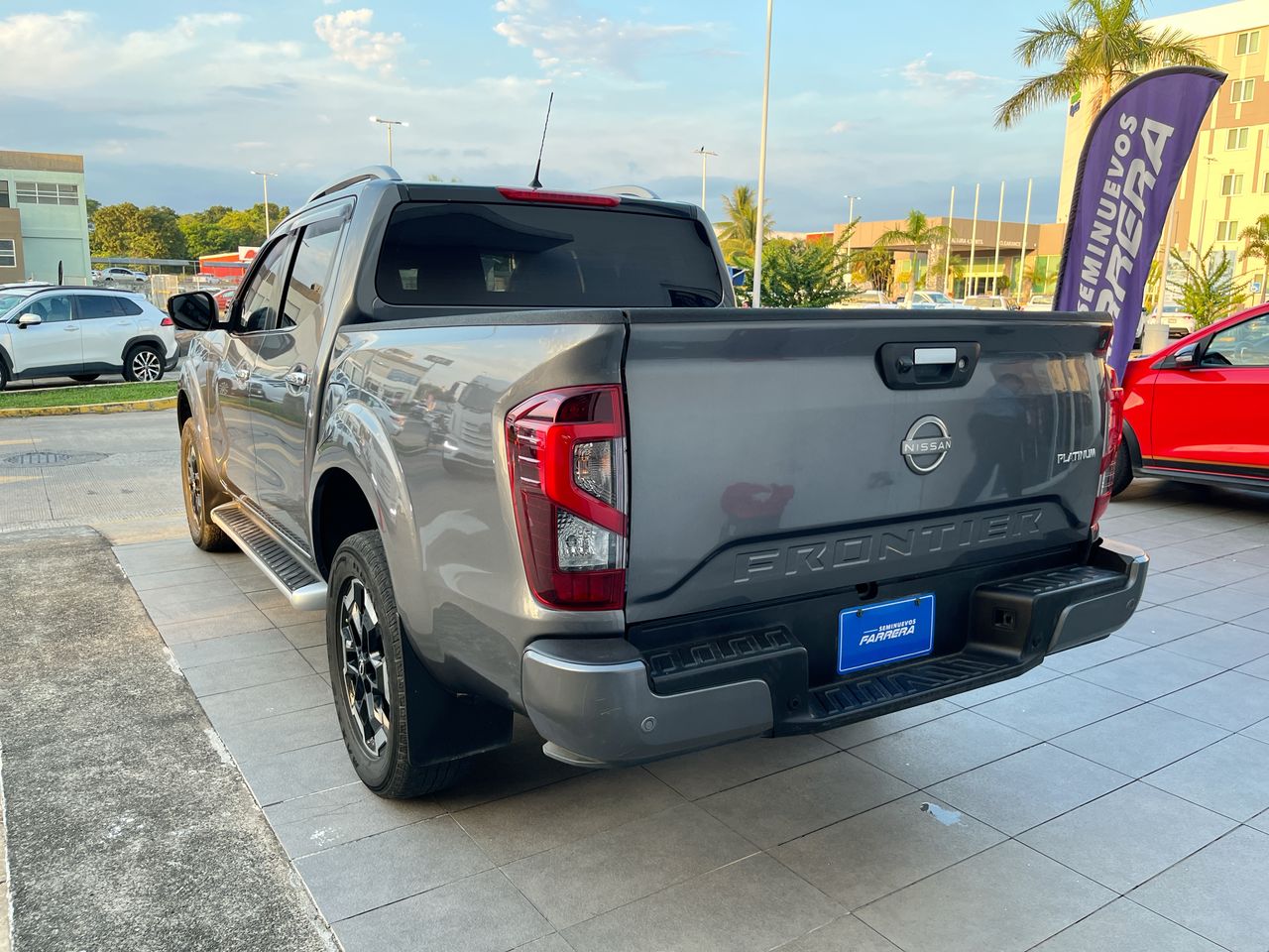 2023 Nissan Frontier 2.5 Le Platinum At