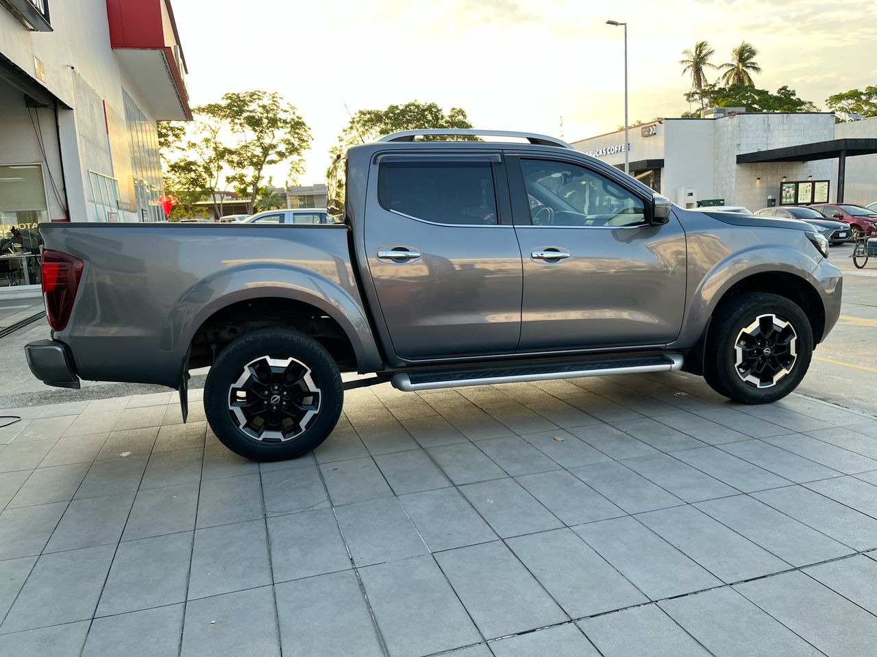2023 Nissan Frontier 2.5 Le Platinum At