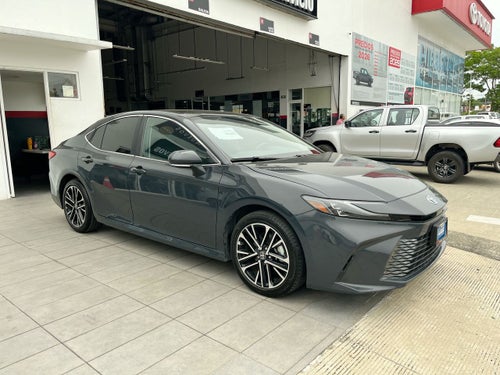 2025 Toyota Camry 2.5 Xle Hev At