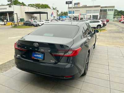 2025 Toyota Camry 2.5 Xle Hev At