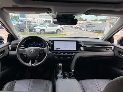 2025 Toyota Camry 2.5 Xle Hev At