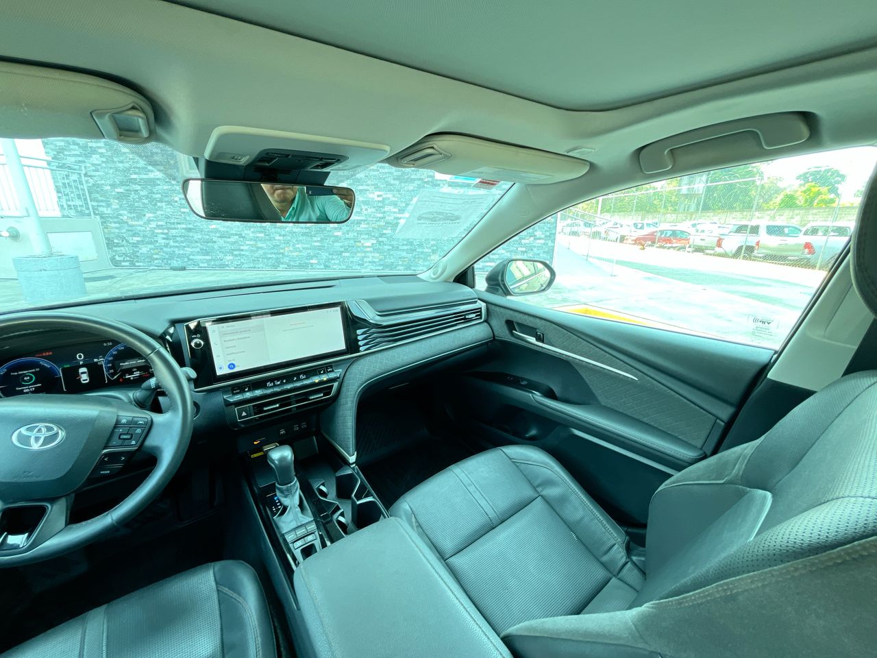 2025 Toyota Camry 2.5 Xle Hev At