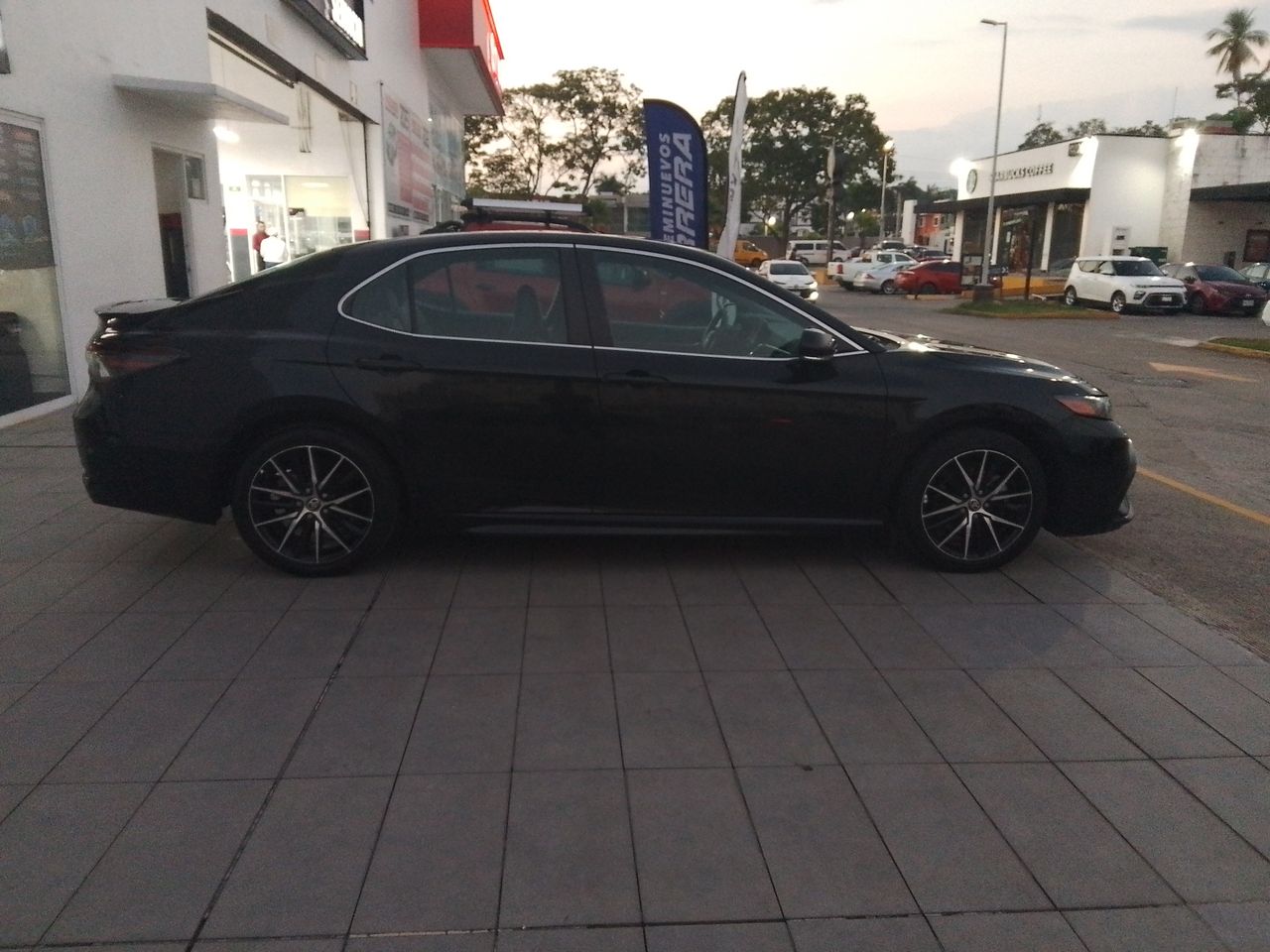 2024 Toyota Camry SE