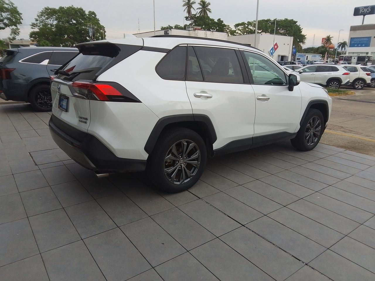 2023 Toyota RAV4 2.5 Limited Hybrid At